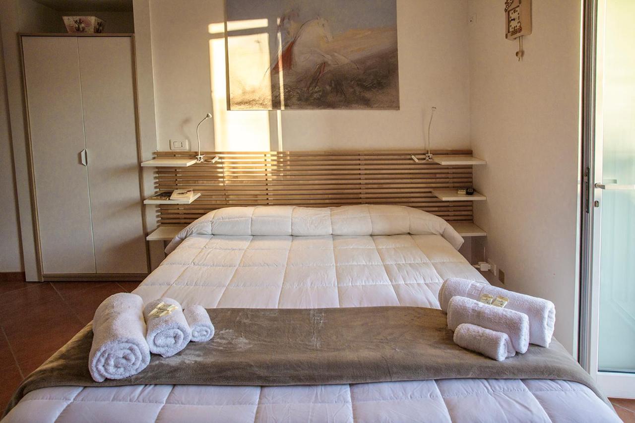 Barokhouse Bed & Breakfast ชิคลี ภายนอก รูปภาพ